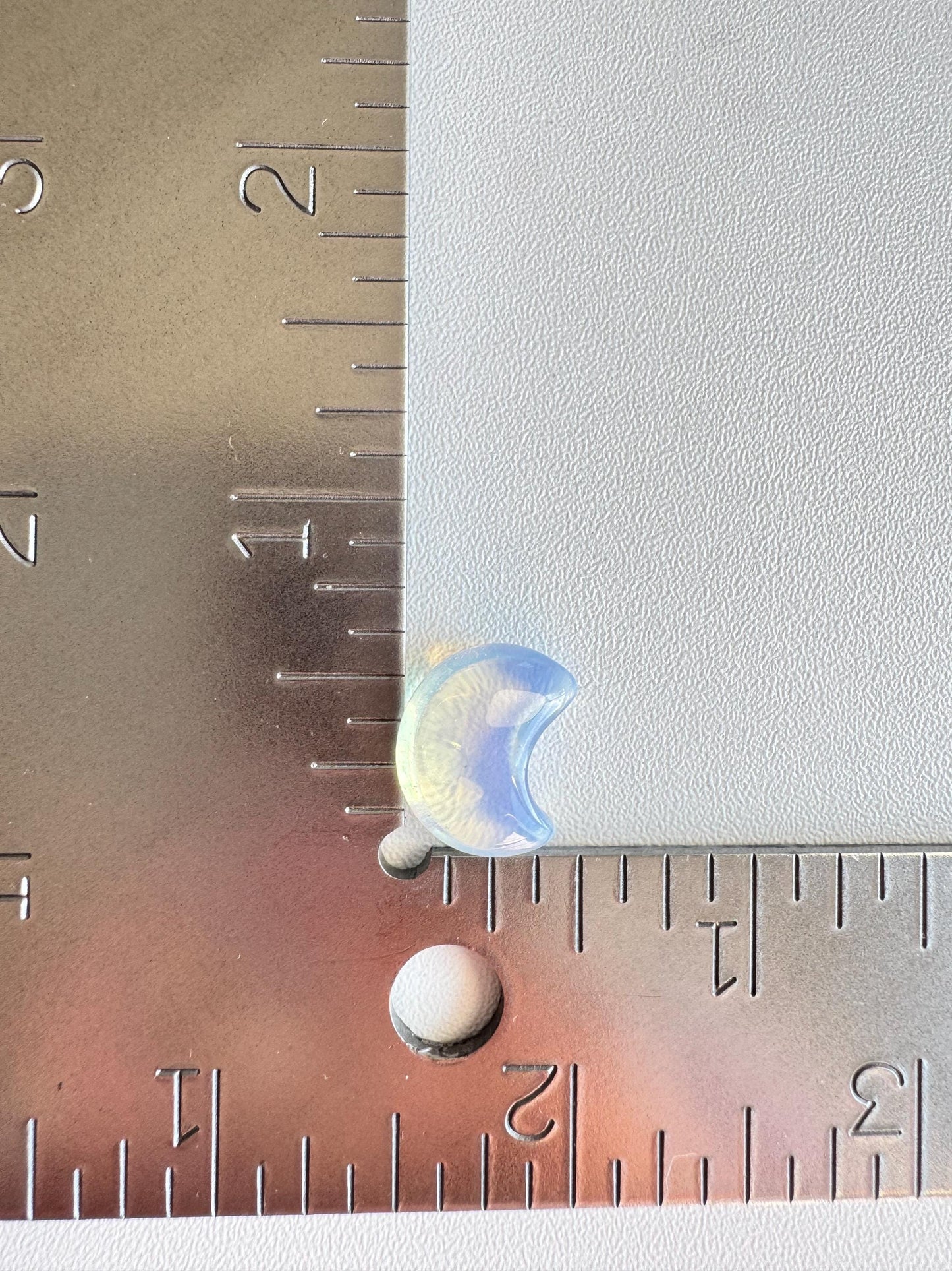 Opalite Mini Moon Carving (0.5")