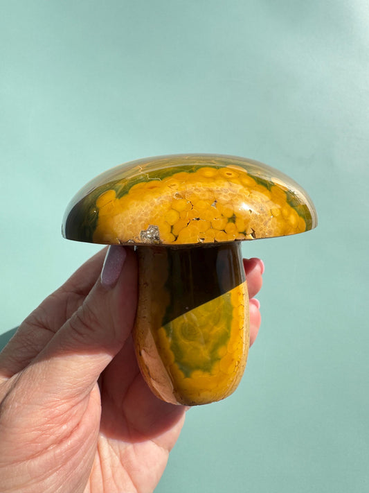 Kabamby Ocean Jasper Mushroom Carving from Madagascar - Item D