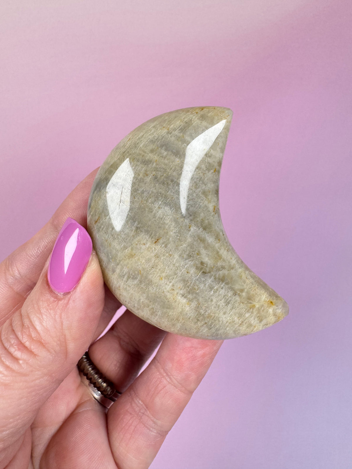Moonstone Puffy Moon Carving - Item N