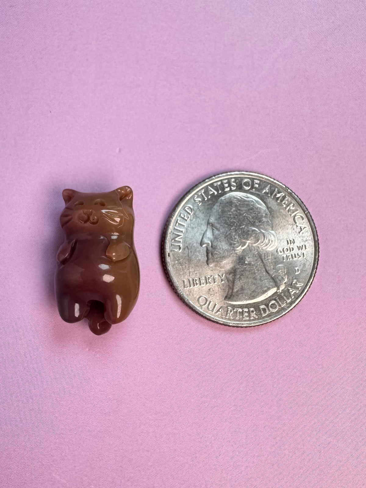 Alashan Jade Happy Cat Mini Carving