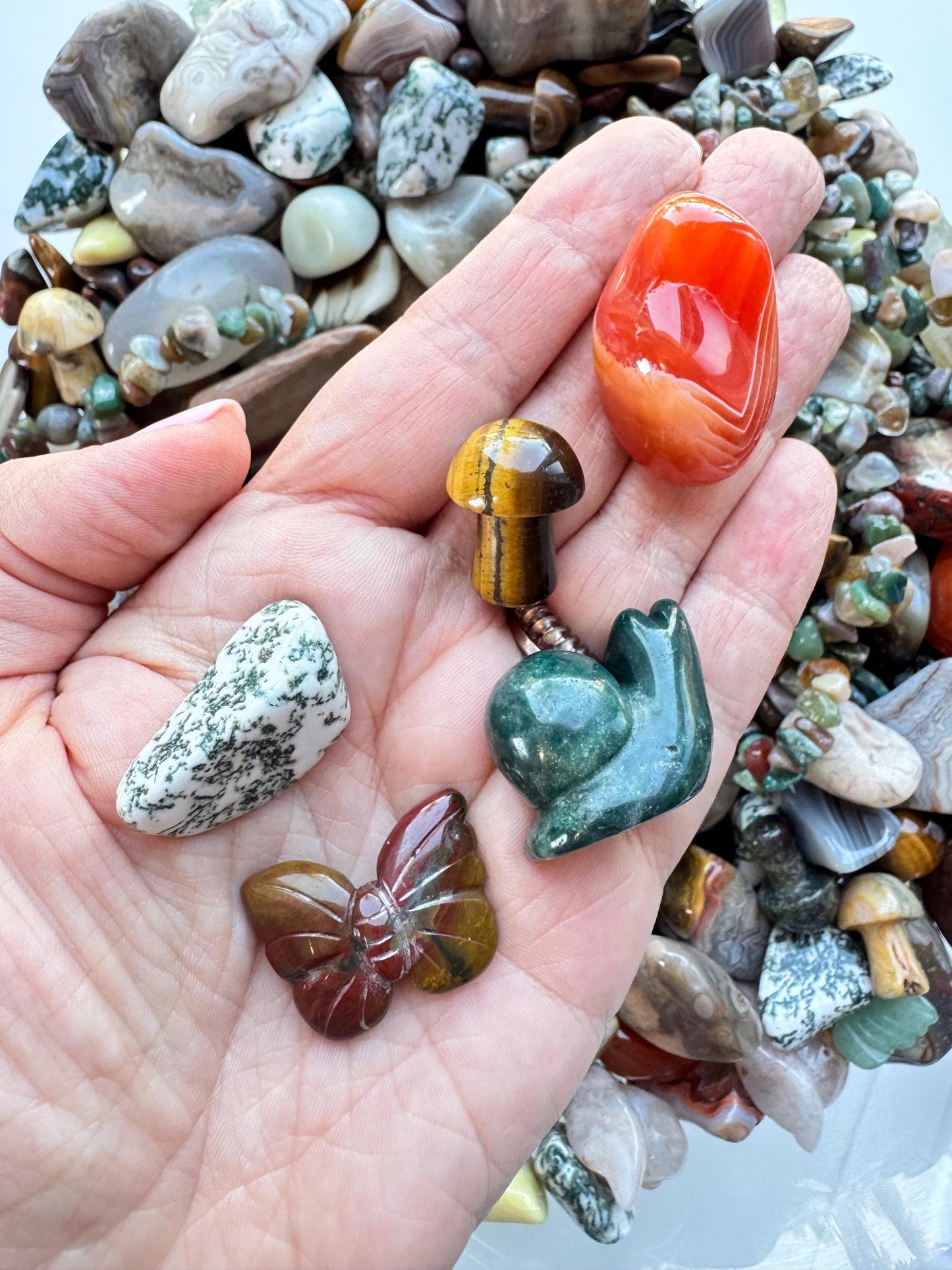 NATURAL WONDERS Crystal Confetti Scoop